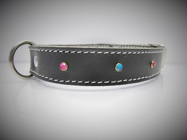 Halsband_Lili_53bea6e1bb554.jpg