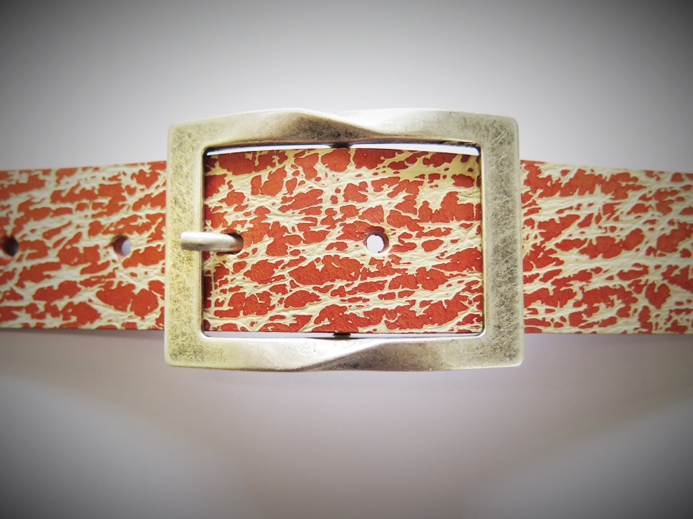 guertel_40mm_rotbraun_weiss.jpg