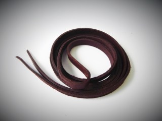 Latigo_String_4bab63e73cf84.jpg